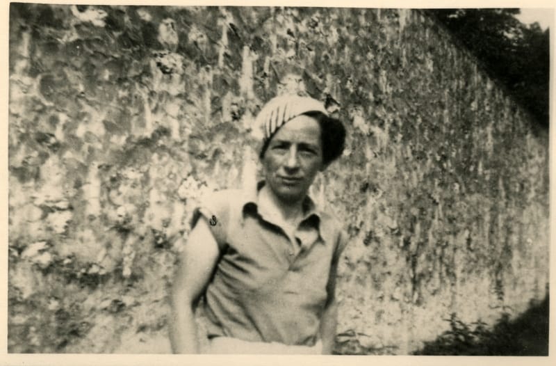 Eve Adams in Paris, September 1934. C/o Ghetto Fighters' House Museum